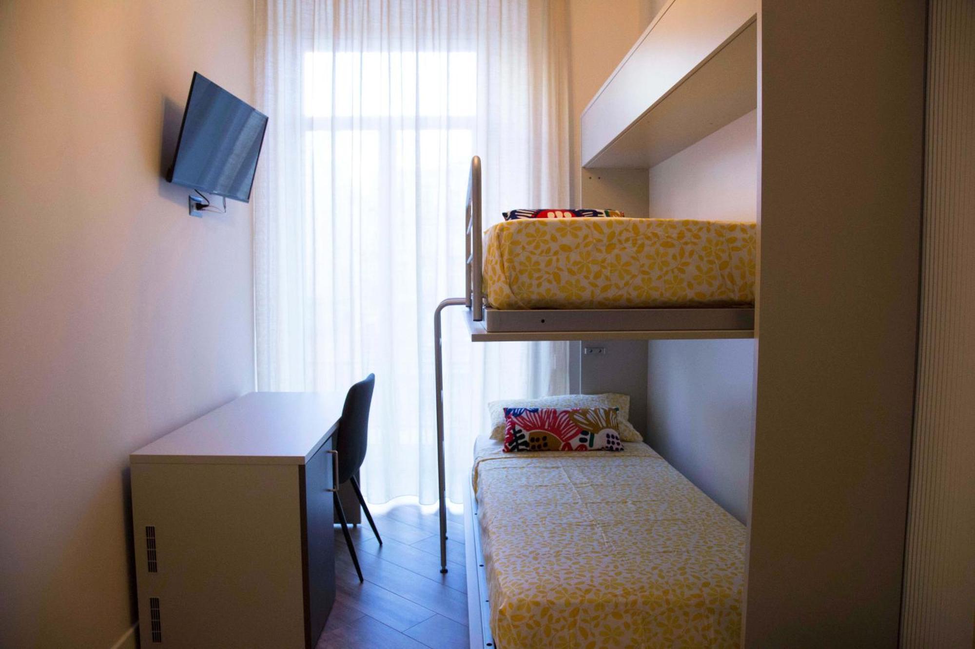 Rooms Garibaldi نابولي المظهر الخارجي الصورة