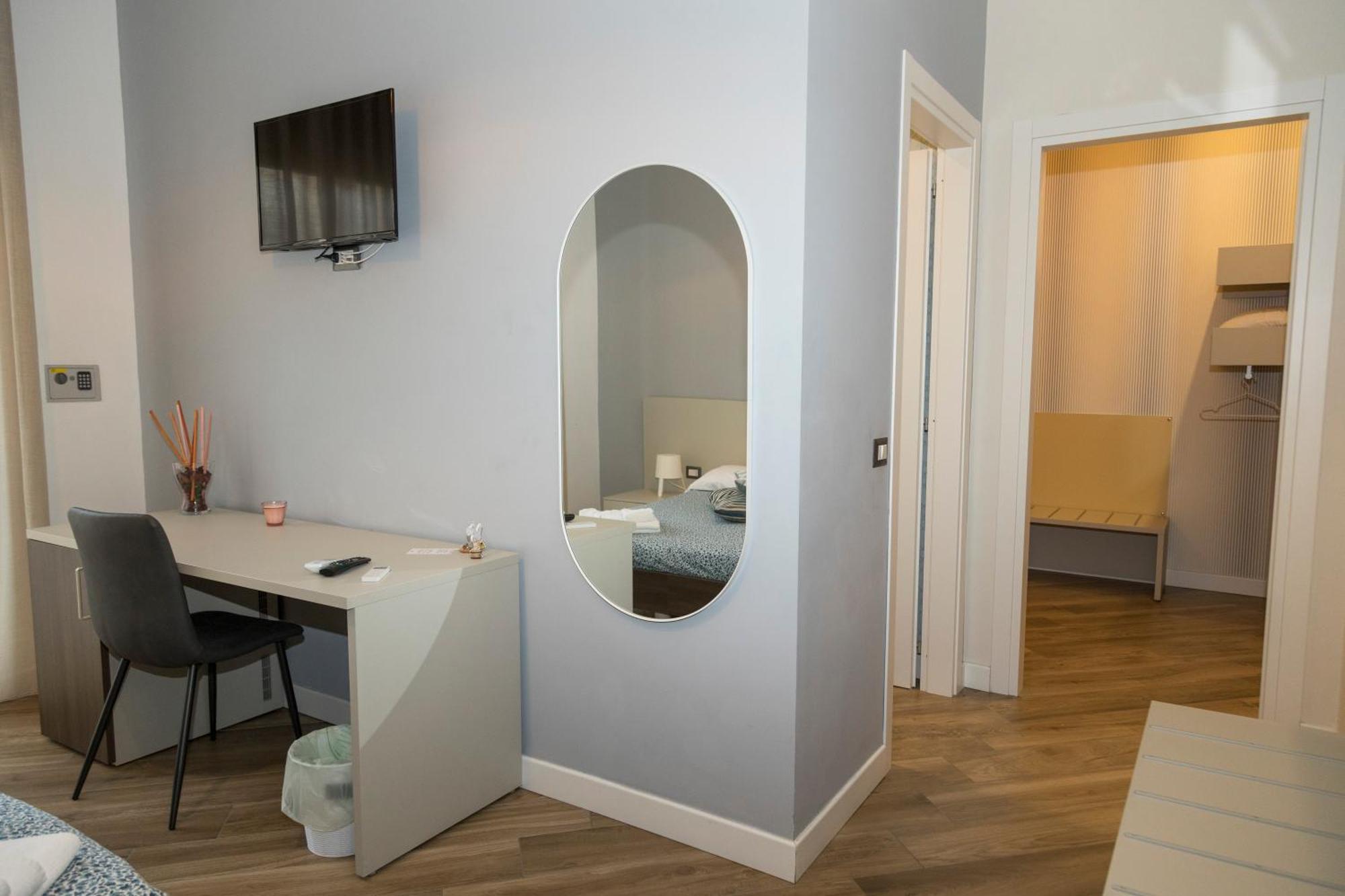 Rooms Garibaldi نابولي المظهر الخارجي الصورة